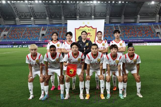 全国女足联赛正式打响 大连阿尔滨战平长春