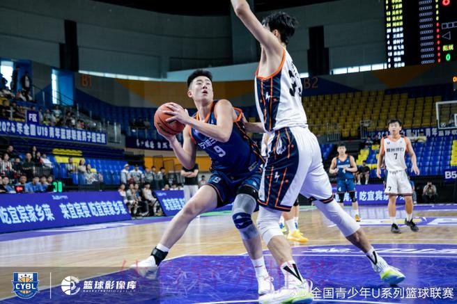 2021全国青年联赛U19第一阶段比赛打响