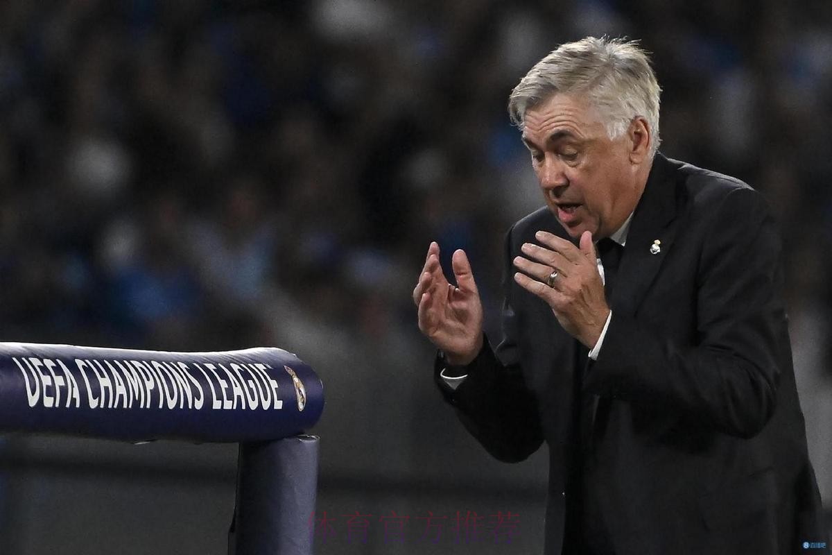 硬扛中卫荒!马卡:阿拉巴重伤 但皇马冬窗仍不引援